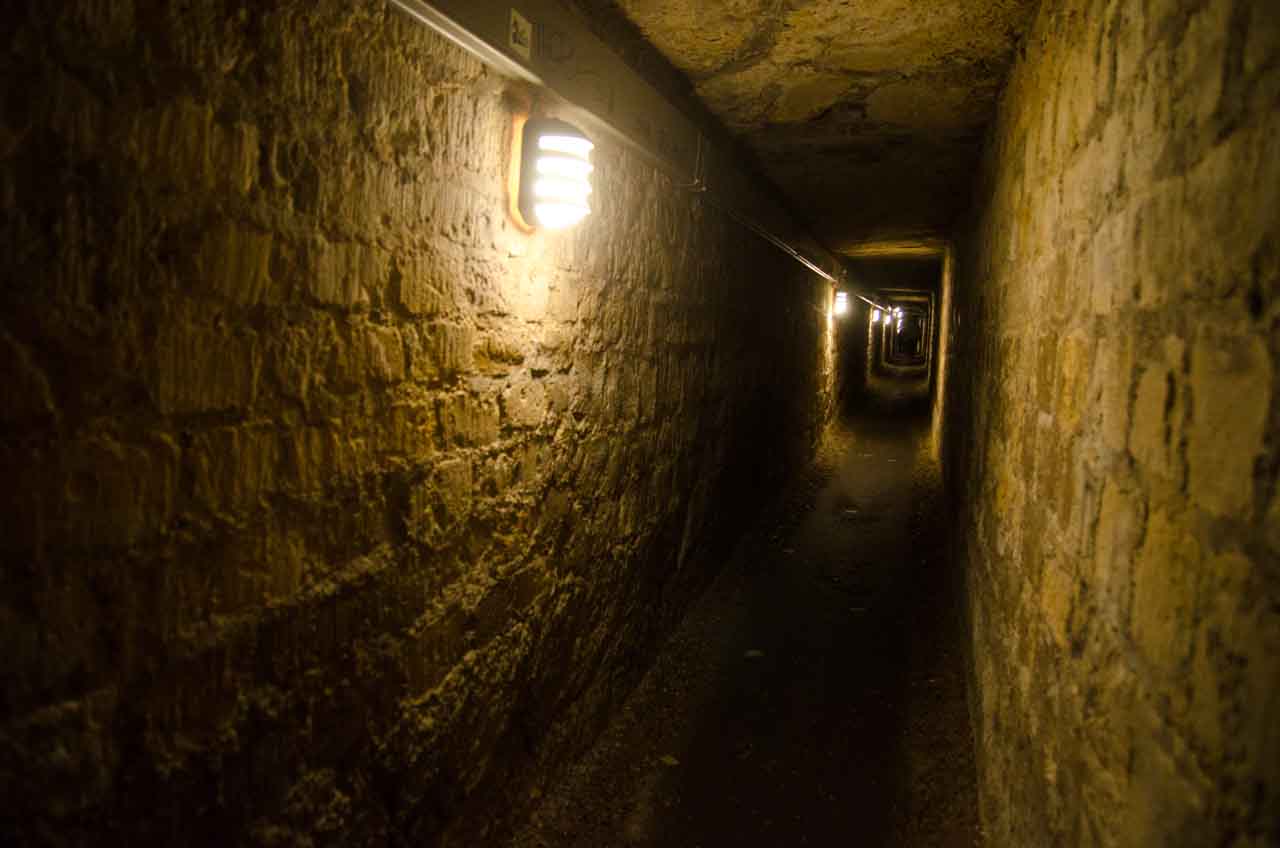 0924-paris-catacombs-DSC_2611